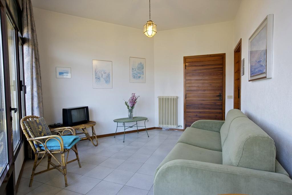 Villa Panorama Porto Valtravaglia Εξωτερικό φωτογραφία