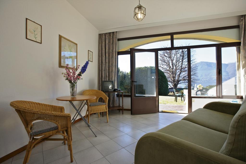 Villa Panorama Porto Valtravaglia Εξωτερικό φωτογραφία